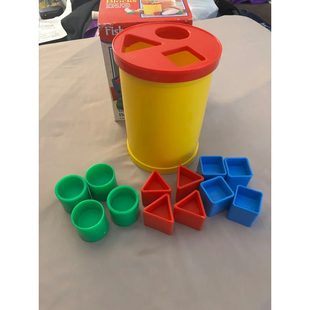 Fisher-Price Babys First Blocks Vintage 71024 Shape Sorter Toy Yellow Red Blue